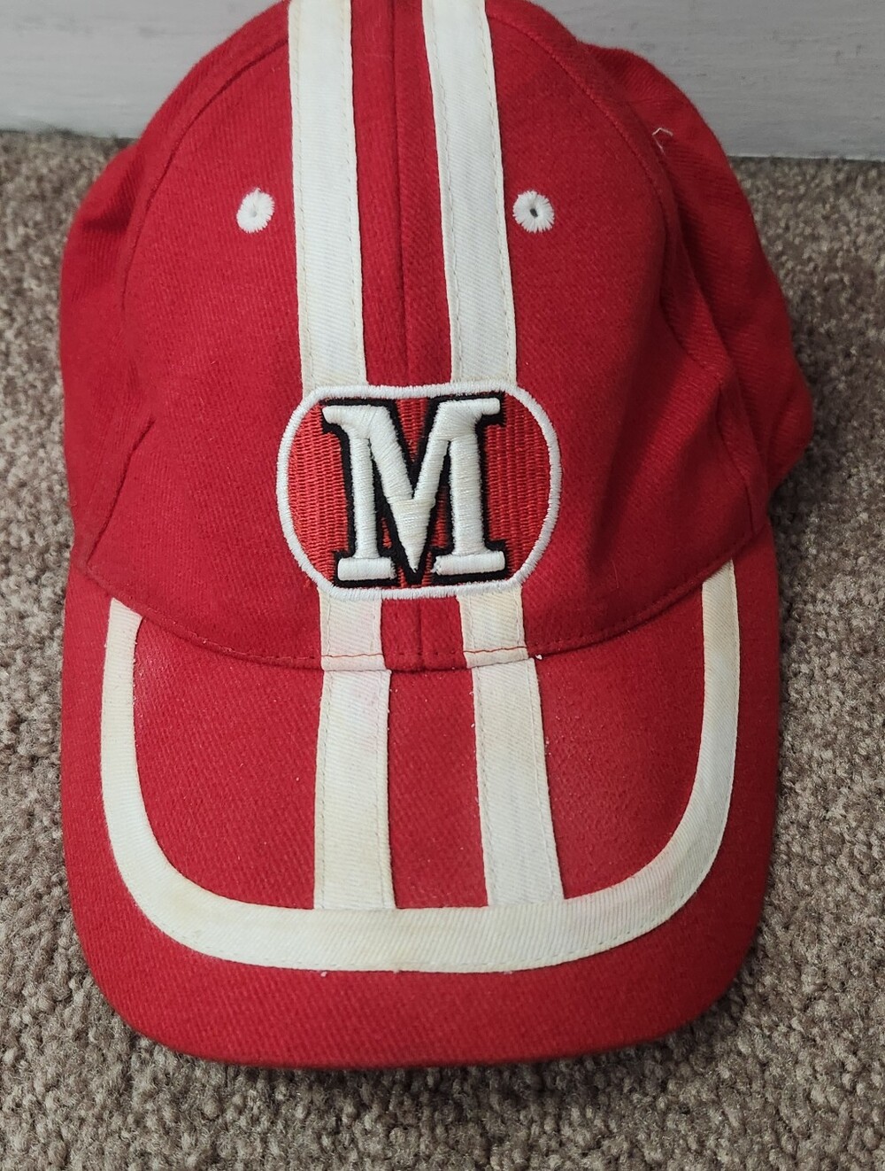 Vintage 1990's Manchester United Winning Devils Hat Varsity Stripes.